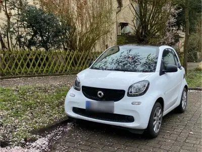 Gebraucht Smart ForTwo Coupé 71 PS (52 kW) 2018 Weiß Coupé