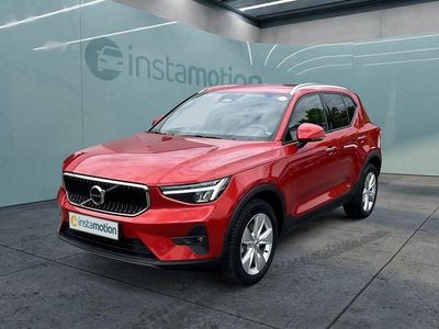 Rot Gebraucht 2024 Volvo XC40 Core SUV | 34.449 € (Fairer Preis)