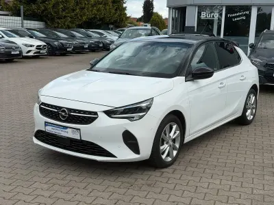 Gebraucht Opel Corsa Elegance 101 PS (74 kW) 2023 Jade weiss/arktis weiss Kleinwagen