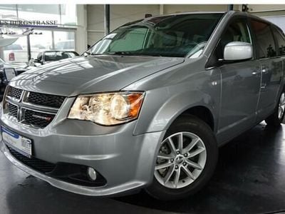 Gebraucht Dodge Grand Caravan 287 PS (211 kW) 2018 Grau metallic Van / Kleinbus