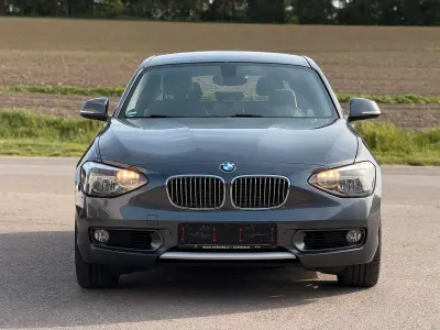 Gebraucht BMW 118 Sport Line 170 PS (125 kW) 2014 Grau Kleinwagen
