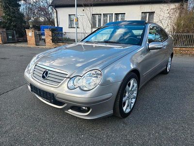 Gebraucht Mercedes C180 142 PS (104 kW) 2007 Grau Coupé
