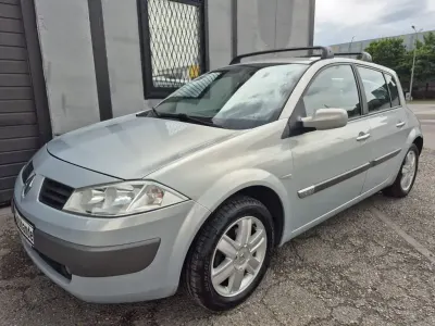 Brugt Renault Mégane II 113 HK (83 kW) 2003 Grå Sedan