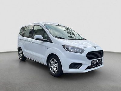 Gebraucht Ford Tourneo Courier 101 PS (74 kW) 2022 Weiß Van / Kleinbus