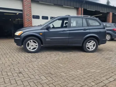 Gebraucht SsangYong Kyron 141 PS (103 kW) 2006 Grau SUV