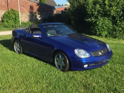 Gebraucht Mercedes SLK230 197 PS (144 kW) 2000 Blau Cabrio