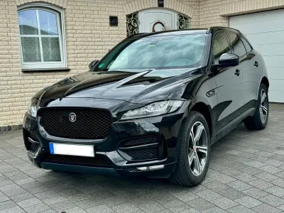 Gebraucht Jaguar F-Pace R-Sport 179 PS (131 kW) 2019 Schwarz SUV