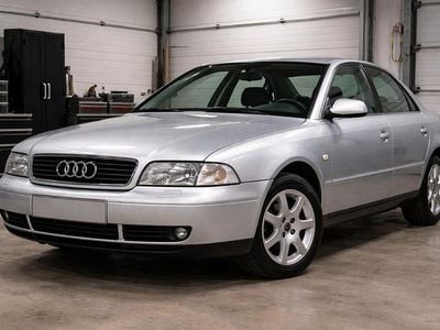 Usata Audi A4 Performance 125 CV (91 kW) 1999 Argento Berlina