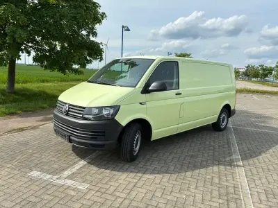 Usata VW Transporter 140 CV (102 kW) 2016 Verde Furgone