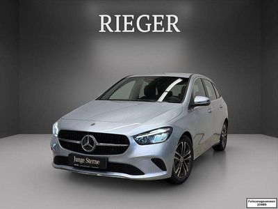Metalliclack hightechsilber (metallic) Gebraucht 2024 Mercedes B180 Progressive Van / Kleinbus | 25.799 € (Superpreis)