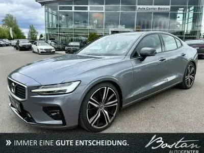 Gebraucht Volvo S60 R-Design 250 PS (183 kW) 2019 Grau Limousine