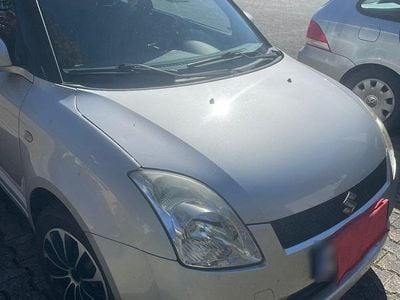 Gebraucht Suzuki Swift Club 92 PS (67 kW) 2007 Silber Kleinwagen