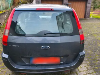 Gebraucht Ford Fusion 75 PS (55 kW) 2003 Grau Kleinwagen