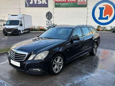 Gebraucht Mercedes E300 Avantgarde 204 PS (150 kW) 2010 Kombi