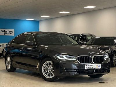 Gebraucht BMW 530 Performance 286 PS (210 kW) 2022 Sophistograu brillanteffekt Limousine
