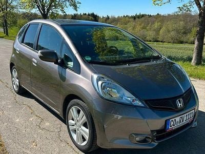 Second-hand Honda Jazz 99 CP (72 kW) 2012 Maro Hatchback