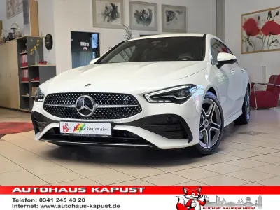 Gebraucht Mercedes CLA200 Shooting Brake AMG 163 PS (119 kW) 2023 Weiß Kombi