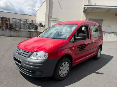 Gebraucht VW Caddy Style 105 PS (77 kW) 2009 Rot Van / Kleinbus