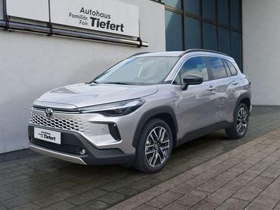 Neu Toyota Corolla Cross 178 PS (130 kW) 2025 Grau SUV