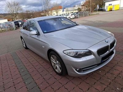 Gebraucht BMW 528 258 PS (189 kW) 2010 Silber Limousine