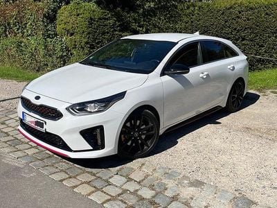 Kia ProCeed GT