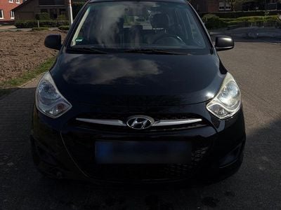 Gebraucht Hyundai i10 Classic 69 PS (50 kW) 2011 Schwarz Kleinwagen