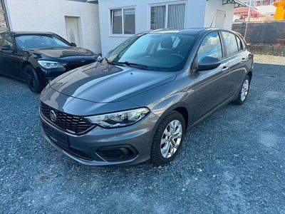 Gebraucht Fiat Tipo Pop 95 PS (69 kW) 2017 Grau Limousine