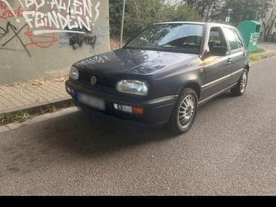 Brugt VW Golf III 75 HK (55 kW) 1992 Blå Hatchback