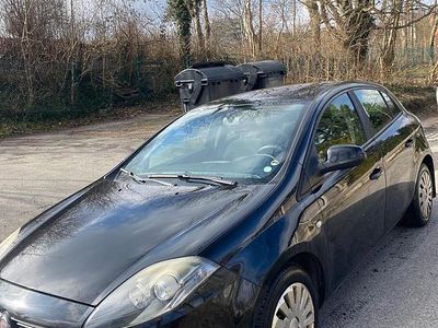 Gebraucht Fiat Bravo 120 PS (88 kW) 2011 Schwarz Kleinwagen