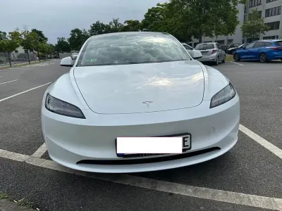 Gebraucht Tesla Model 3 Long Range AWD 366 kW (498 PS) 2024 Weiß Limousine