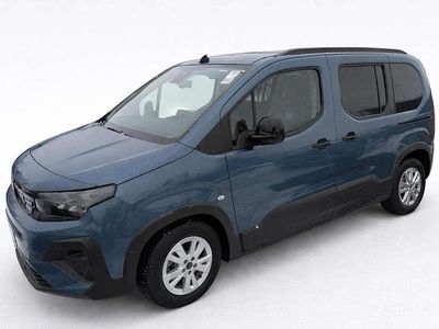 Neu Peugeot Rifter Allure 102 PS (75 kW) 2025 Kiama blau Van / Kleinbus