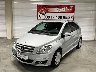 Gebraucht Mercedes B200 136 PS (100 kW) 2009 Silber Van / Kleinbus