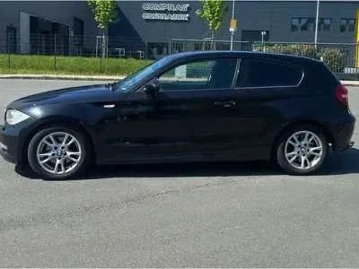 Second-hand BMW 123 204 CP (150 kW) 2009 Negru Hatchback