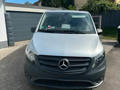 Gebraucht Mercedes Vito 163 PS (119 kW) 2018 Silber Van