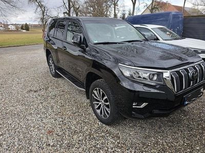 Gebraucht Toyota Land Cruiser Executive 204 PS (150 kW) 2021 Schwarz SUV
