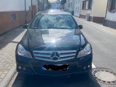 Gebraucht Mercedes C200 136 PS (100 kW) 2012 Schwarz Limousine