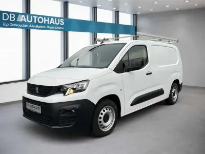 Gebraucht Peugeot Partner Premium 102 PS (75 kW) 2021 Weiß Van / Kleinbus