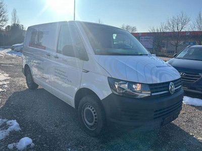 Gebraucht VW Transporter 150 PS (110 kW) 2018 Candyweiß Van