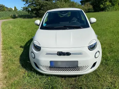 Gebraucht Fiat 500e La Prima 86 kW (118 PS) 2023 Weiß Cabrio