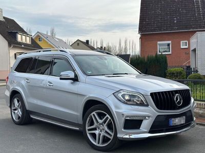 gebraucht Mercedes GL55 AMG 4-Matic AMG Paket, 7-Sitzer, Pano, Navi