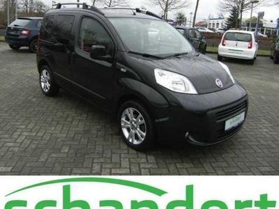 Gebraucht Fiat Qubo Trekking 73 PS (53 kW) 2011 Schwarz metallic Van / Kleinbus