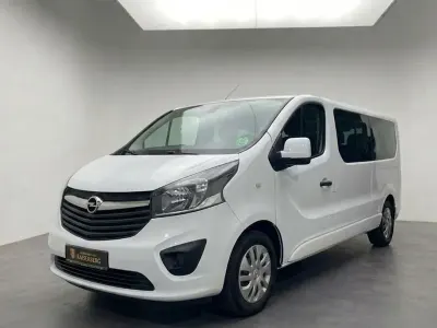 Usata Opel Vivaro 145 CV (106 kW) 2016 Bianco Monovolume