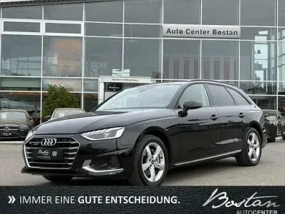 Gebraucht Audi A4 Advanced 204 PS (150 kW) 2023 Schwarz Kombi