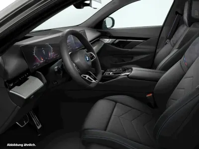 Usata BMW i5 Comfort Edition 250 kW (340 CV) 2025 Grigio Station wagon