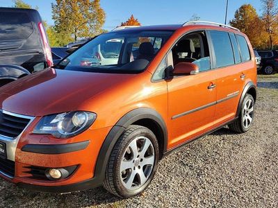 VW Touran Cross