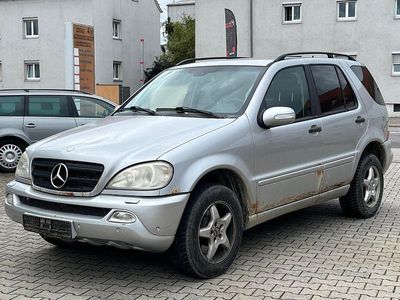 Mercedes ML270