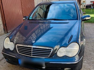 Mercedes C200