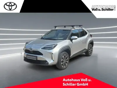 Gebraucht Toyota Yaris Cross 116 PS (85 kW) 2023 Silber SUV