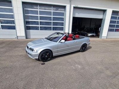 Gebraucht BMW 325 192 PS (141 kW) 2000 Silber Cabrio