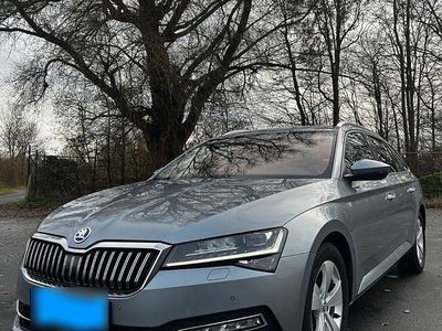 Gebraucht Skoda Superb Premium Edition 190 PS (139 kW) 2019 Grau Limousine